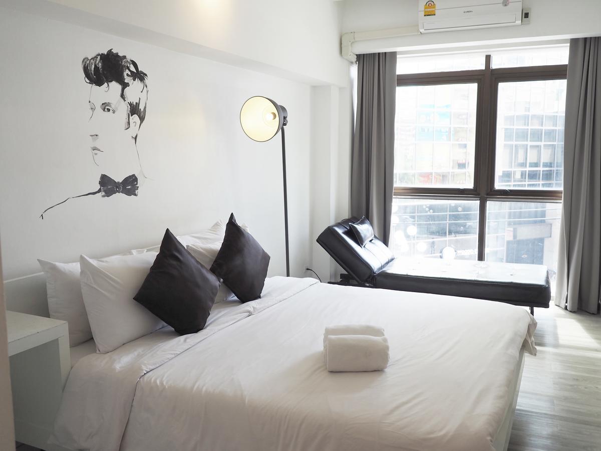 3Howw Hostel @ Sukhumvit 21 Bangkok Exterior photo